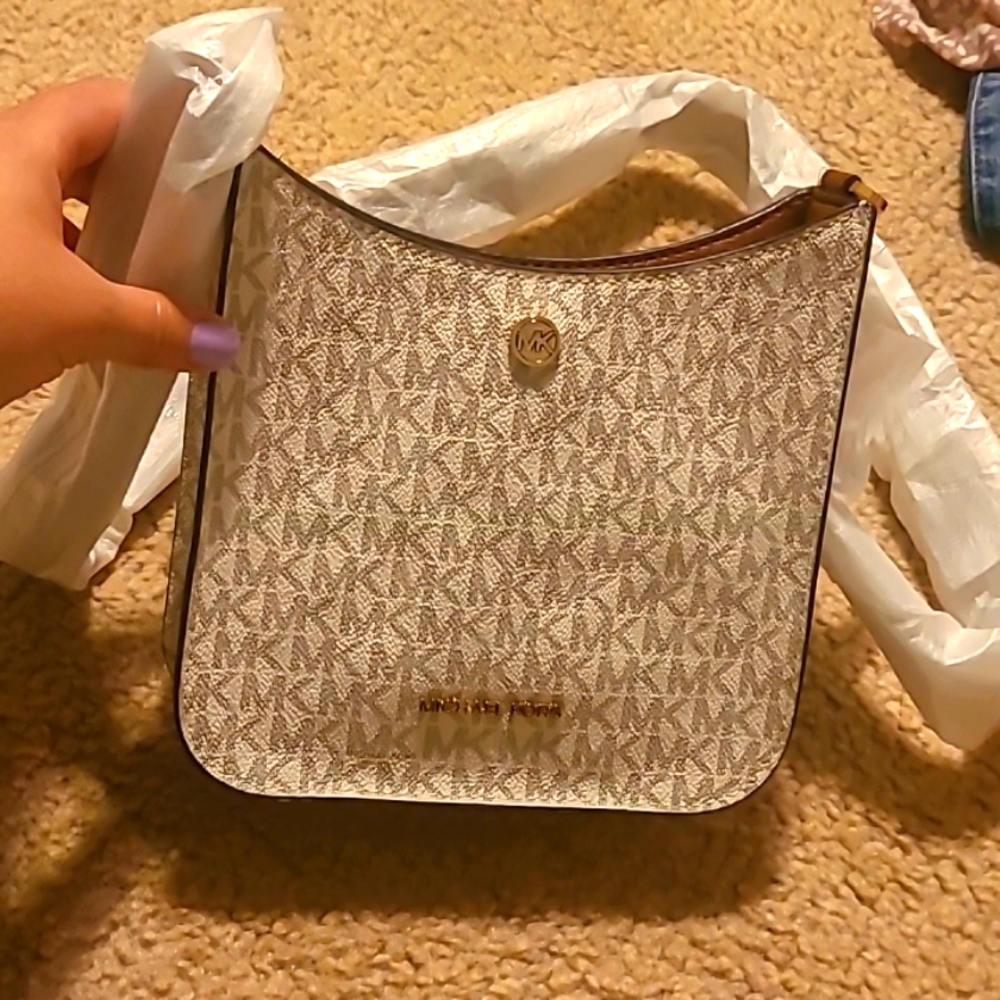 Michael Kors cross body